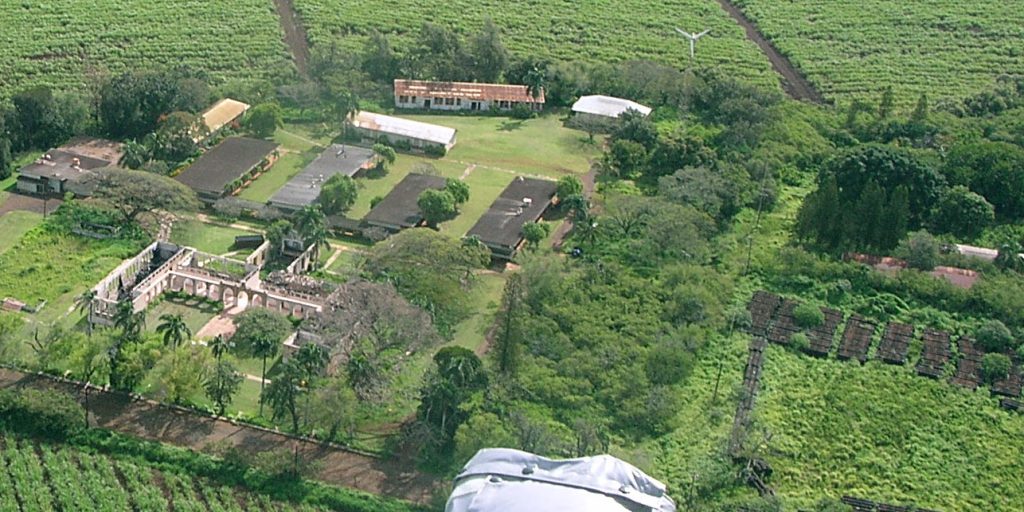 Old Maui High School The Spirit Lives On